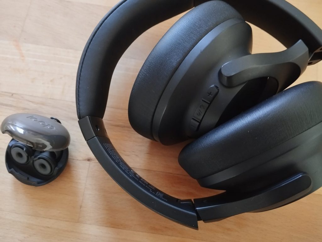 links in ear Kopfhörer rechts große Kopfhörer