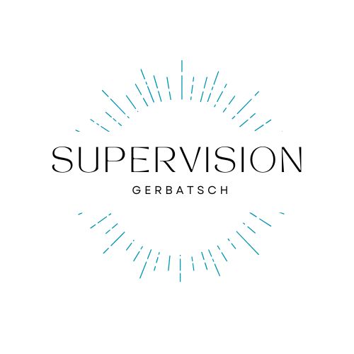 Logo in der Mitte Supervision Gerbatsch außen blaue Striche